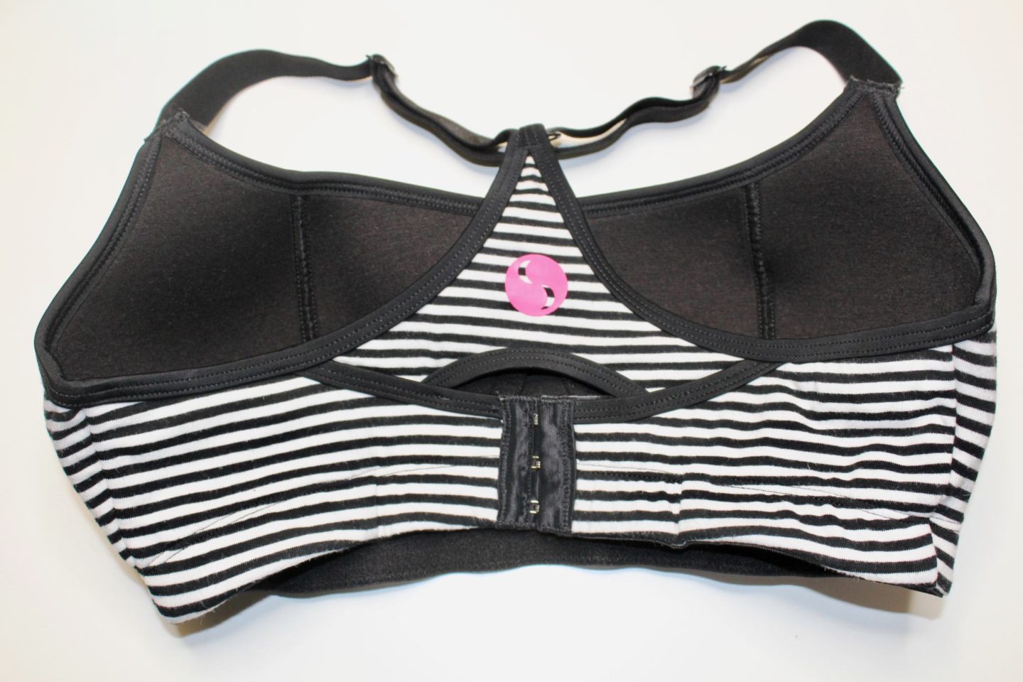 Cadenshae Nursing Sports Bra for Running - Out There Mothers